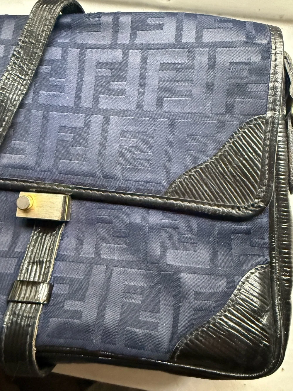 Fendi Vintage circa 90s Navy Blue Canvas Shoulder Bag with Black Leather Trim - Picture 9 of 16